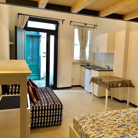 アパート Monterosso Nido 3 *